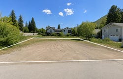 303 2nd Ave S, Hailey, ID 83333
