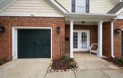 101 Kestrel Court, Mebane, NC 27302