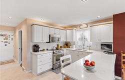 2850 Amsdell Road, Hamburg, NY 14075