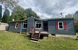 31 Penny Lane, Averill Park, NY 12018