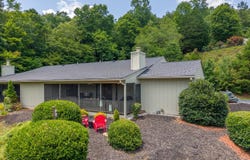 16A Willow View Drive, Franklin, NC 28734
