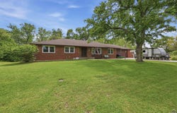 4341 SE 26th TER, Topeka, KS 66605
