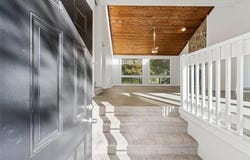 587 Farmbrook Trail NE, Kennesaw, GA 30144