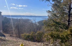 285 Eagles Crest Drive, Hollister, MO 65672