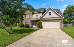 8813 Bainbridge Drive, Daphne, AL 36526