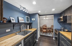 75 6TH Avenue, La Grange, IL 60525