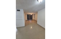 4560 NW 107th Ave, Doral, FL 33178