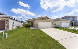 450 Pleasanton Spring, San Antonio, TX 78221