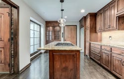 4317 W 112th Street, Leawood, KS 66211