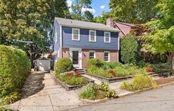 14 Creston Way, Providence, RI 02906