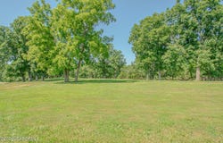 2670 EAGLE VIEW SPUR lot: 6, Holts Summit, MO 65043