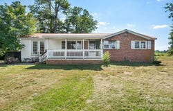86 Sterling Drive, Mills River, NC 28759