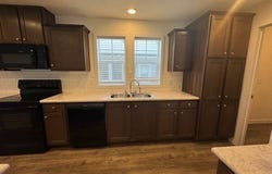 1074 E Park Street, Gardner, KS 66030