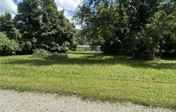 Pine Hill Drive, Scott Depot, WV 25560