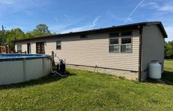4455 Jonesville Rd, Clarkrange, TN 38553-5119
