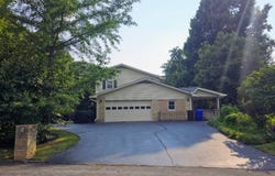 111 Claremont Rd, Oak Ridge, TN 37830