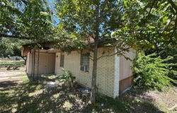 506 Forest Ct, Taylor, TX 76574