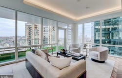 300 INTERNATIONAL Drive, BALTIMORE, MD 21202