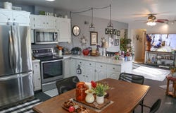 503 E Raymond St, Glendive, MT 59330
