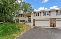 3836 Laurel Court, Eagan, MN 55122
