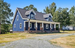 107 School Street, Stem, NC 27581