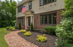 1108 Parkway E, Utica, NY 13501