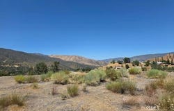 532 Piute St, Bodfish, CA 93205