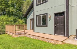 2652 Massillon Road, Akron, OH 44312