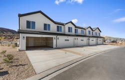 2207 S Tower Bridge DR, Washington, UT 84780