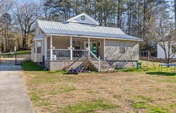 210 Wheeler Avenue, CHICKAMAUGA, GA 30707