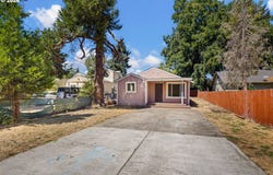 2631 EDISON St, Eugene, OR 97402