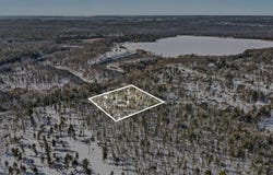 2140 W River Avenue, Oscoda, MI 48750