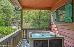 215 Tree Frog Trace, Townsend, TN 37882
