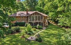 5 Windsor Circle, Thomasville, NC 27360