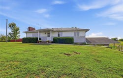 20275 E 1100 Road, Pleasanton, KS 66075
