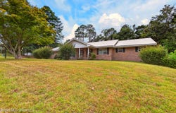 140 Holleman Street, Wiggins, MS 39577