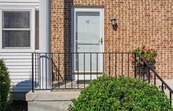 16 Scenery Lane, Johnston, RI 02919