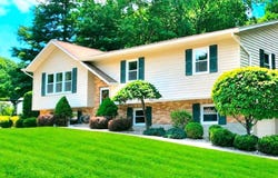 4 Tanglewood Lane, Poughkeepsie, NY 12603