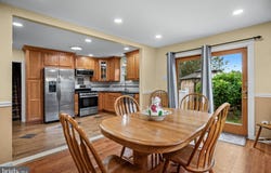1 RADNOR Boulevard, MARLTON, NJ 08053