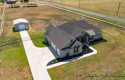 24 Dove Landing, Valley View, TX 76272