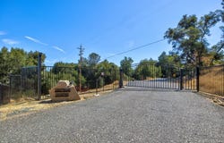 13555 Oakstream Rd, Plymouth, CA 95669