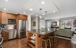 6006 Osage Avenue, Downers Grove, IL 60516