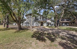 104 Hickory Lane, Columbus, TX 78934