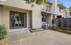 1701 Calais Ct, Fairview, CA 94541