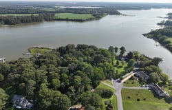 35204 BLUFF DR, BELLE HAVEN, VA 23306