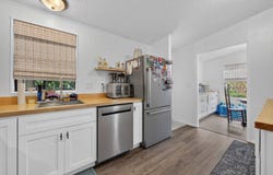7 Windsor Falls Dr, Ormond Beach, FL 32174