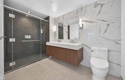13835 39th Avenue, Flushing, NY 11354