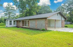6127 Barnes Road, Crestview, FL 32536