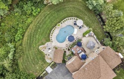 31 Burbank Road, Londonderry, NH 03053