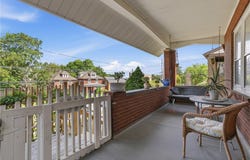 369 Center Ave, West View, PA 15229